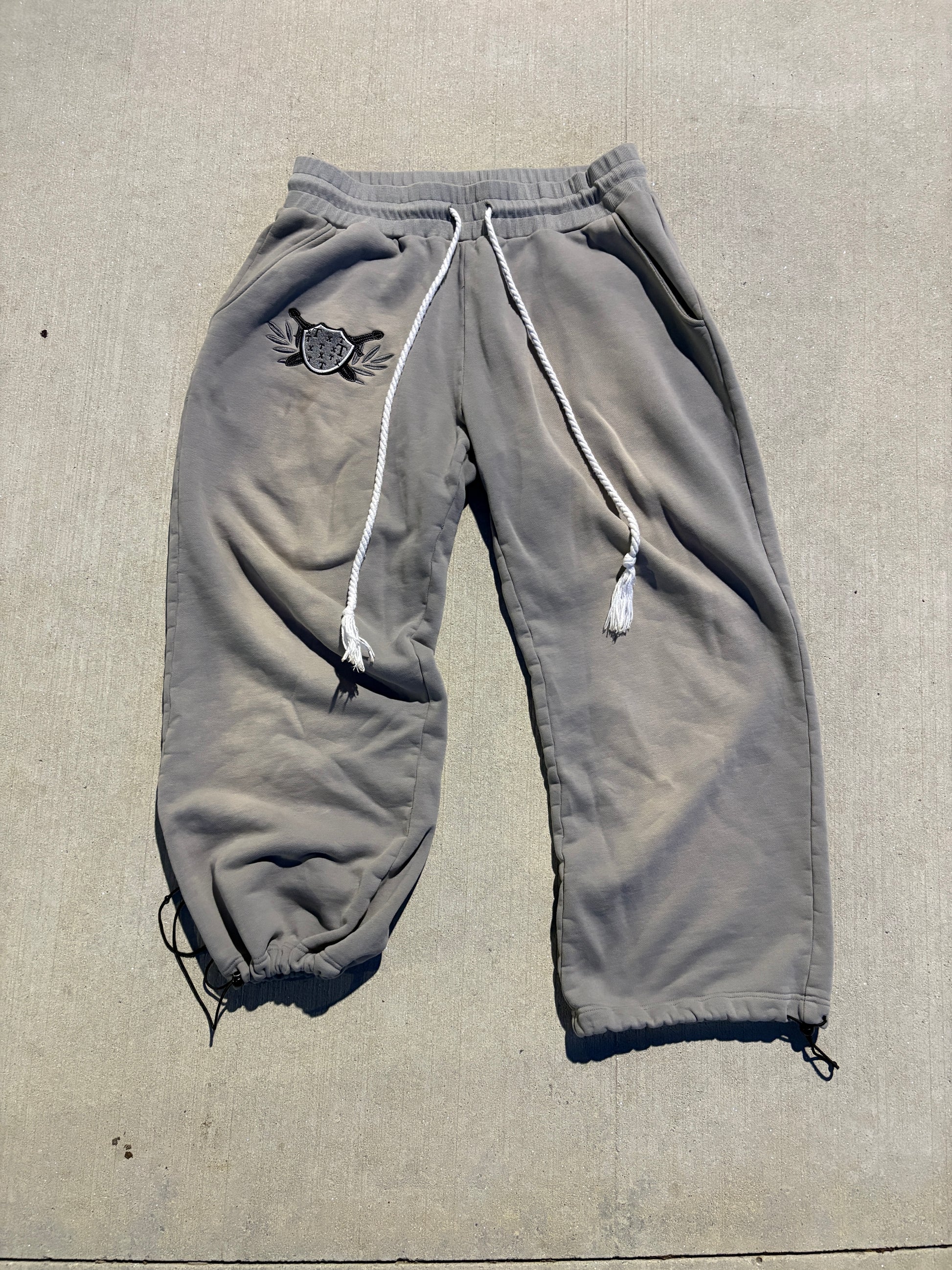 MEDIEVAL THRXXDZ RUNNERS MODEL GRAY